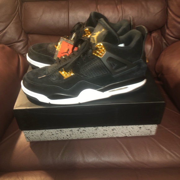 Black and Gold Air Jordan Retro 4 - Picture 3 of 6